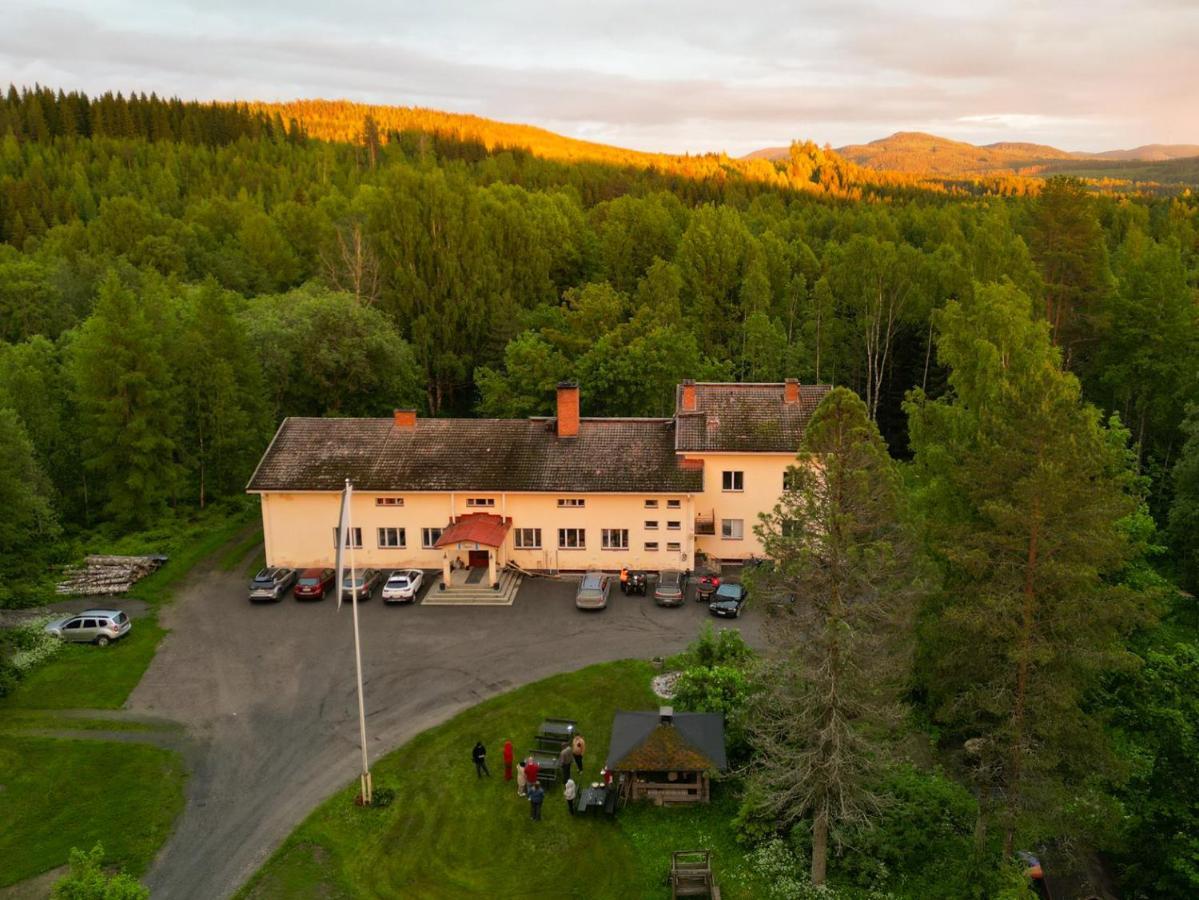 Kolinkylä Vanhan Koulun Majatalo-Old School Guest House מראה חיצוני תמונה
